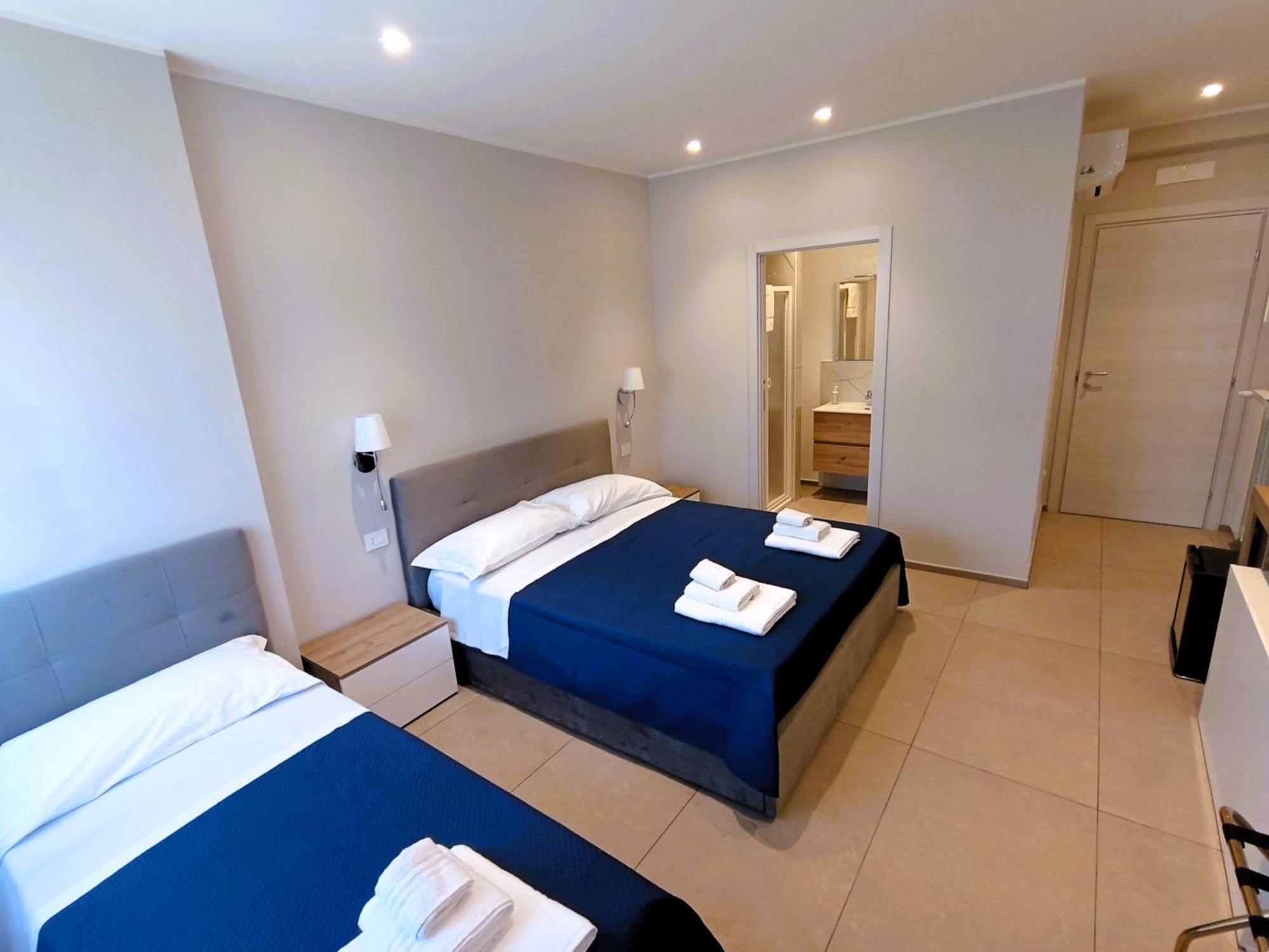 Mile Rooms Bari Esterno foto